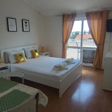 Fani 2 Min Walking From Sea Guest house Orebic